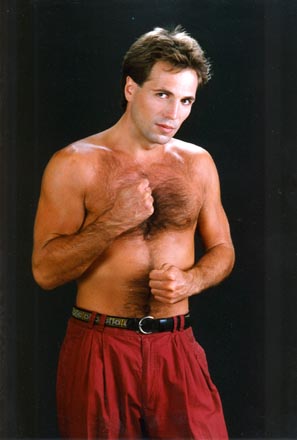 � Amit Strauss